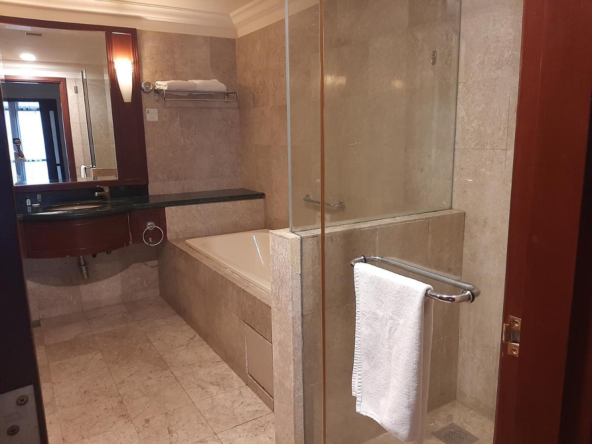 Family Apartment At Times Square Kuala Lumpur Luaran gambar