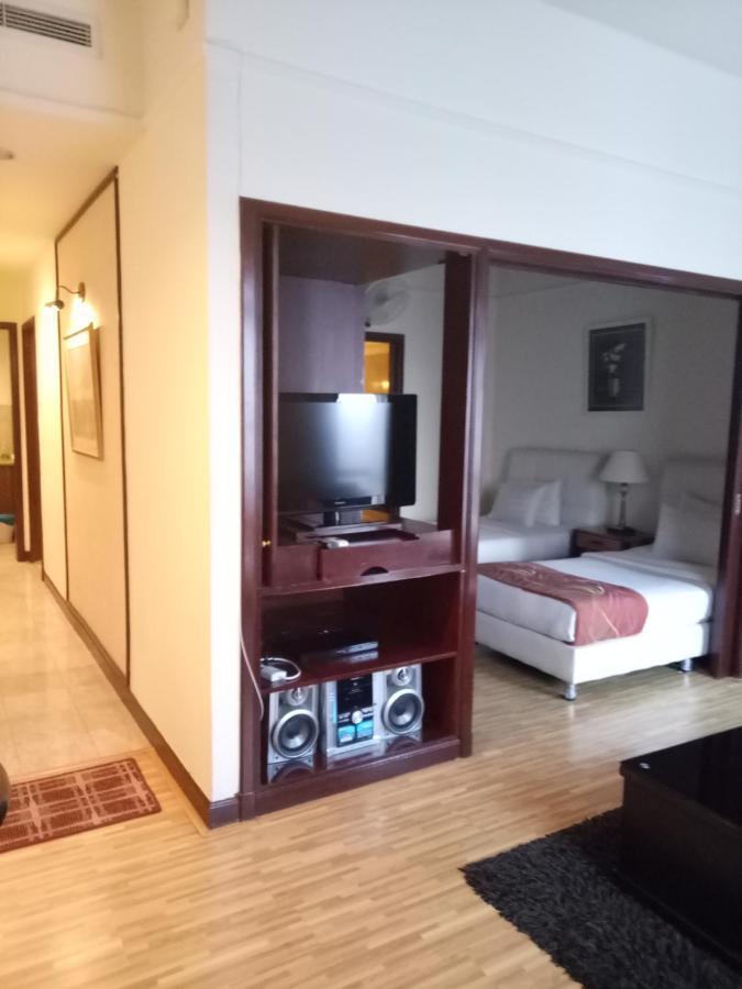 Family Apartment At Times Square Kuala Lumpur Luaran gambar