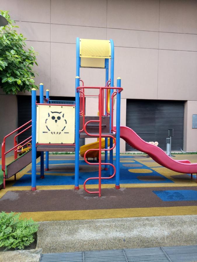 Family Apartment At Times Square Kuala Lumpur Luaran gambar
