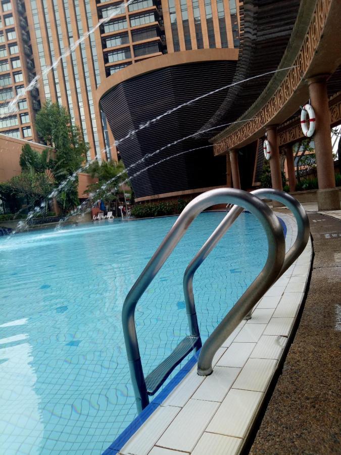 Family Apartment At Times Square Kuala Lumpur Luaran gambar
