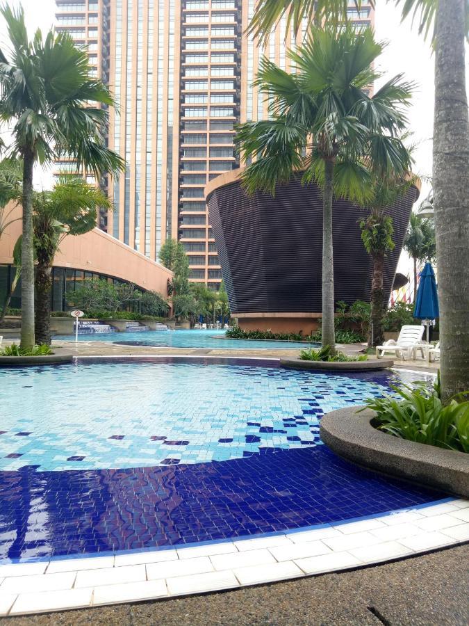 Family Apartment At Times Square Kuala Lumpur Luaran gambar
