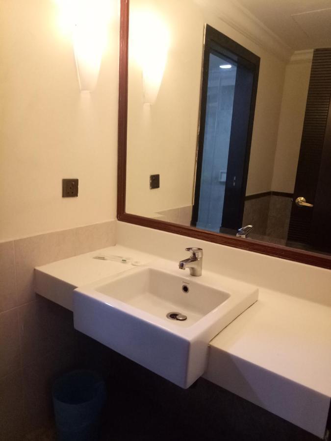 Family Apartment At Times Square Kuala Lumpur Luaran gambar