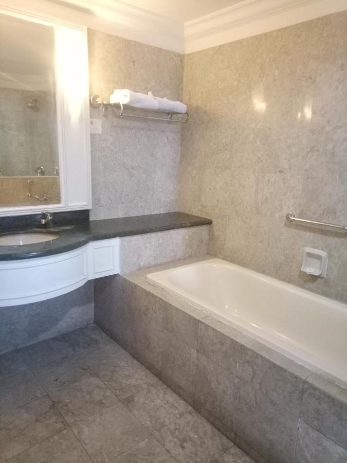 Family Apartment At Times Square Kuala Lumpur Luaran gambar