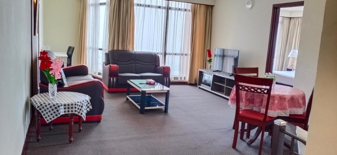 Family Apartment At Times Square Kuala Lumpur Luaran gambar